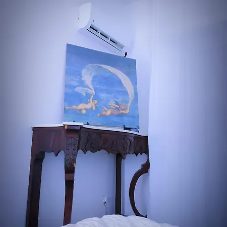 Maya Apartman *